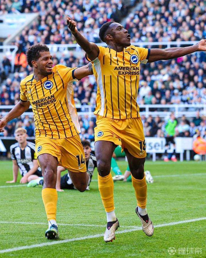 爱游戏全站-关于里程碑夜!达拉斯独行侠回应争议;英超今夜刷纪录;球迷炸锅;资深球员宣示担当的信息-爱游戏全站